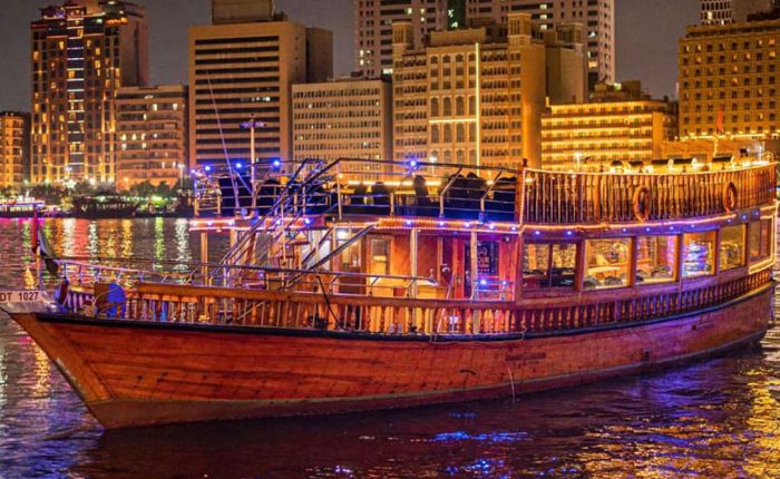 Dhow Cruise Dubai Creek