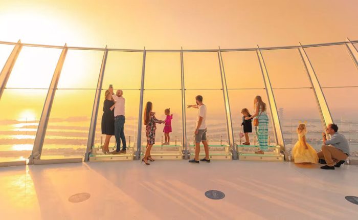 The view at the palm jumeirah dubai sunset