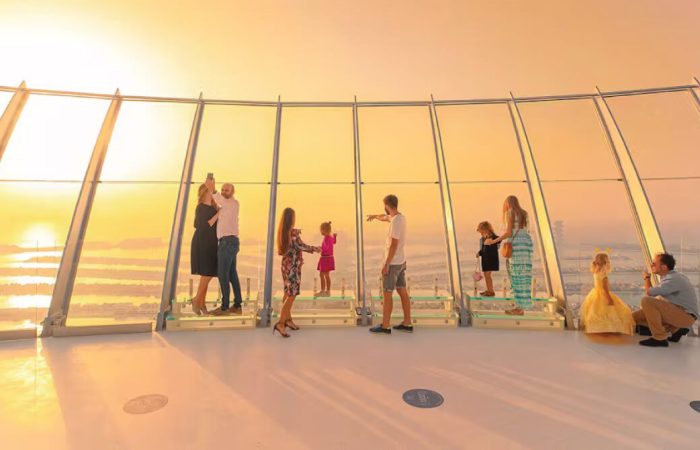 The view at the palm jumeirah dubai sunset