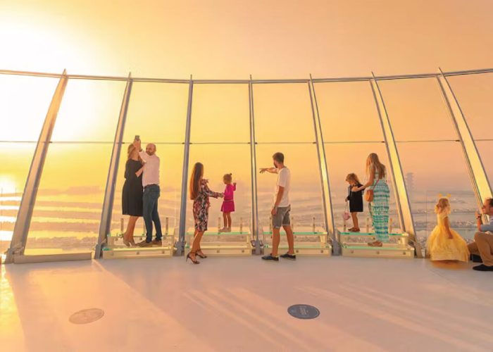 The view at the palm jumeirah dubai sunset