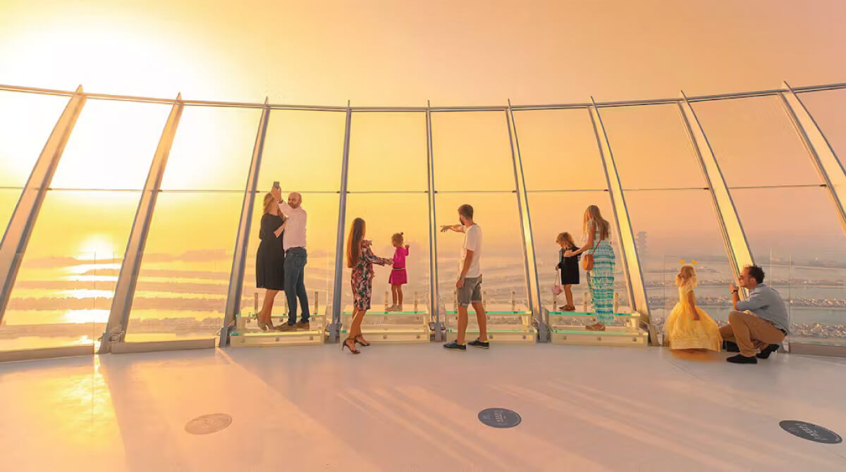 The view at the palm jumeirah dubai sunset